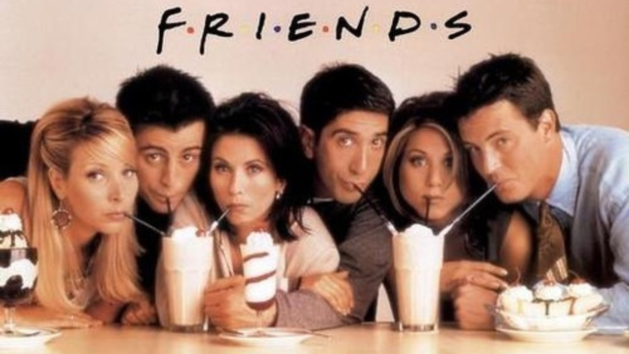 A impactante personagem de Chandler Bing na série “Friends”